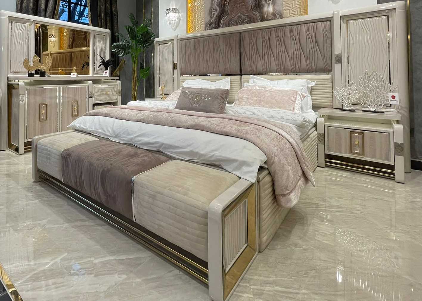 BUGATTI YATAK ODASI